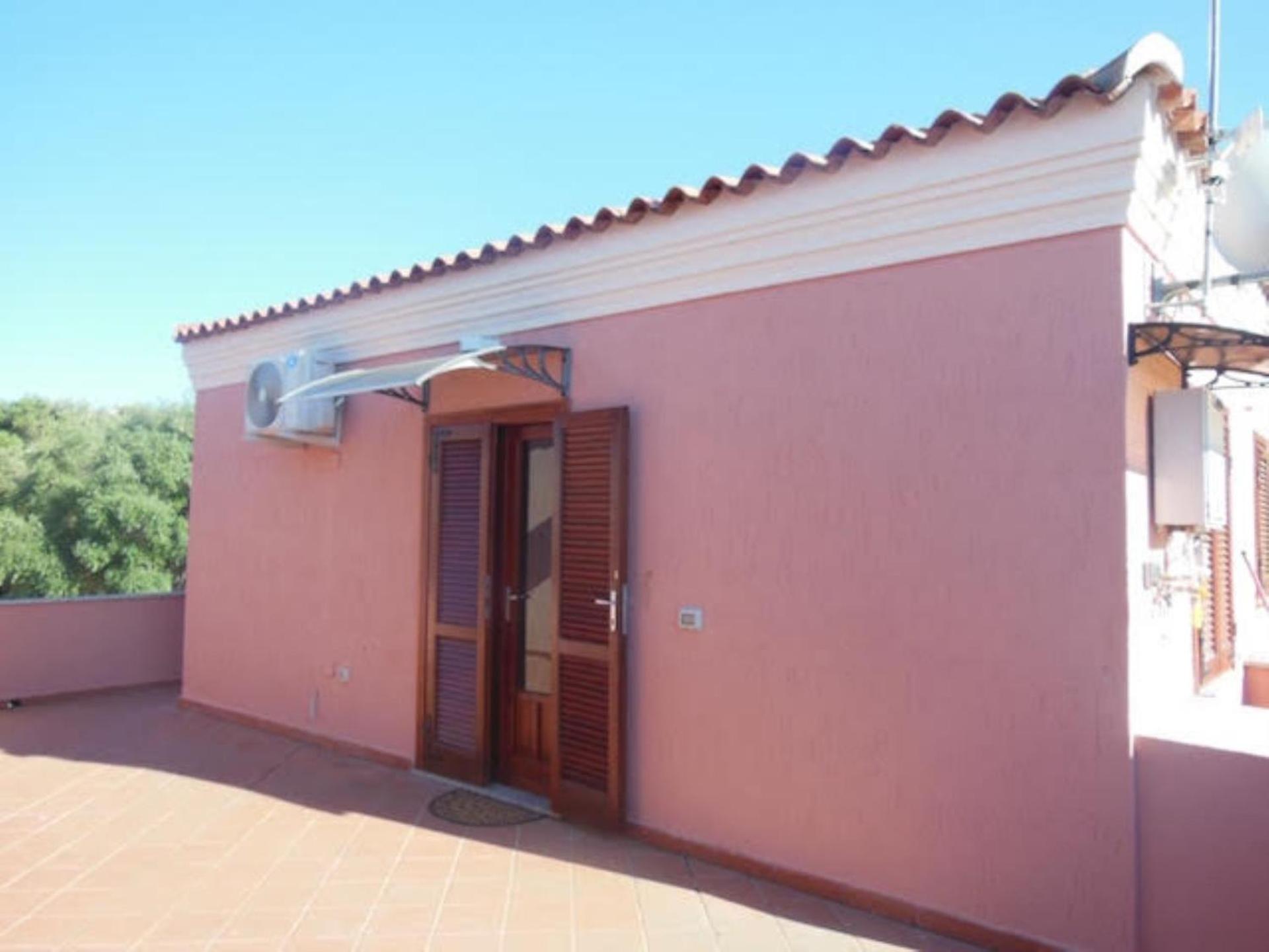 Punto Zero Rooms San Teodoro  Luaran gambar